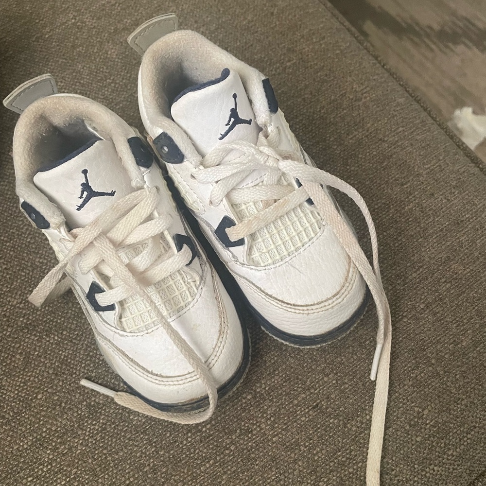 Cement 4s toddler size 7c
